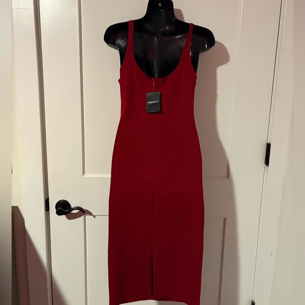 Forever 21 Deep Red Midi Scoop Neck Dress - Picture 2 of 2